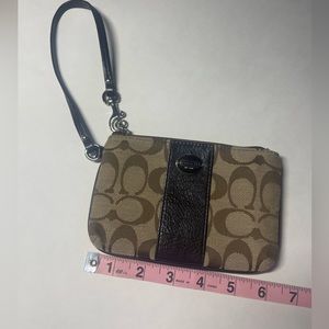 Vintage Coach Signature C Brown Wristlet